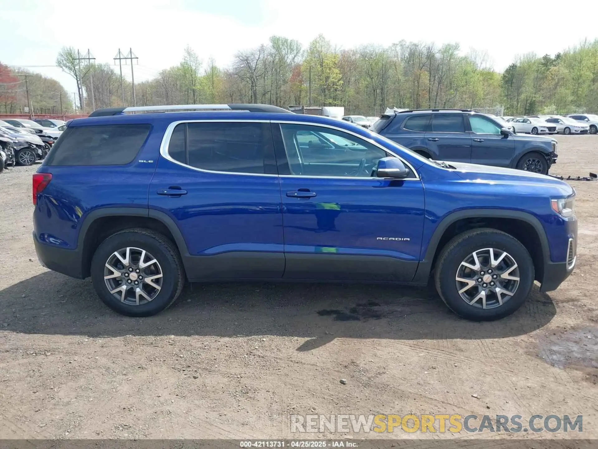 13 Photograph of a damaged car 1GKKNRL49PZ173569 GMC ACADIA 2023