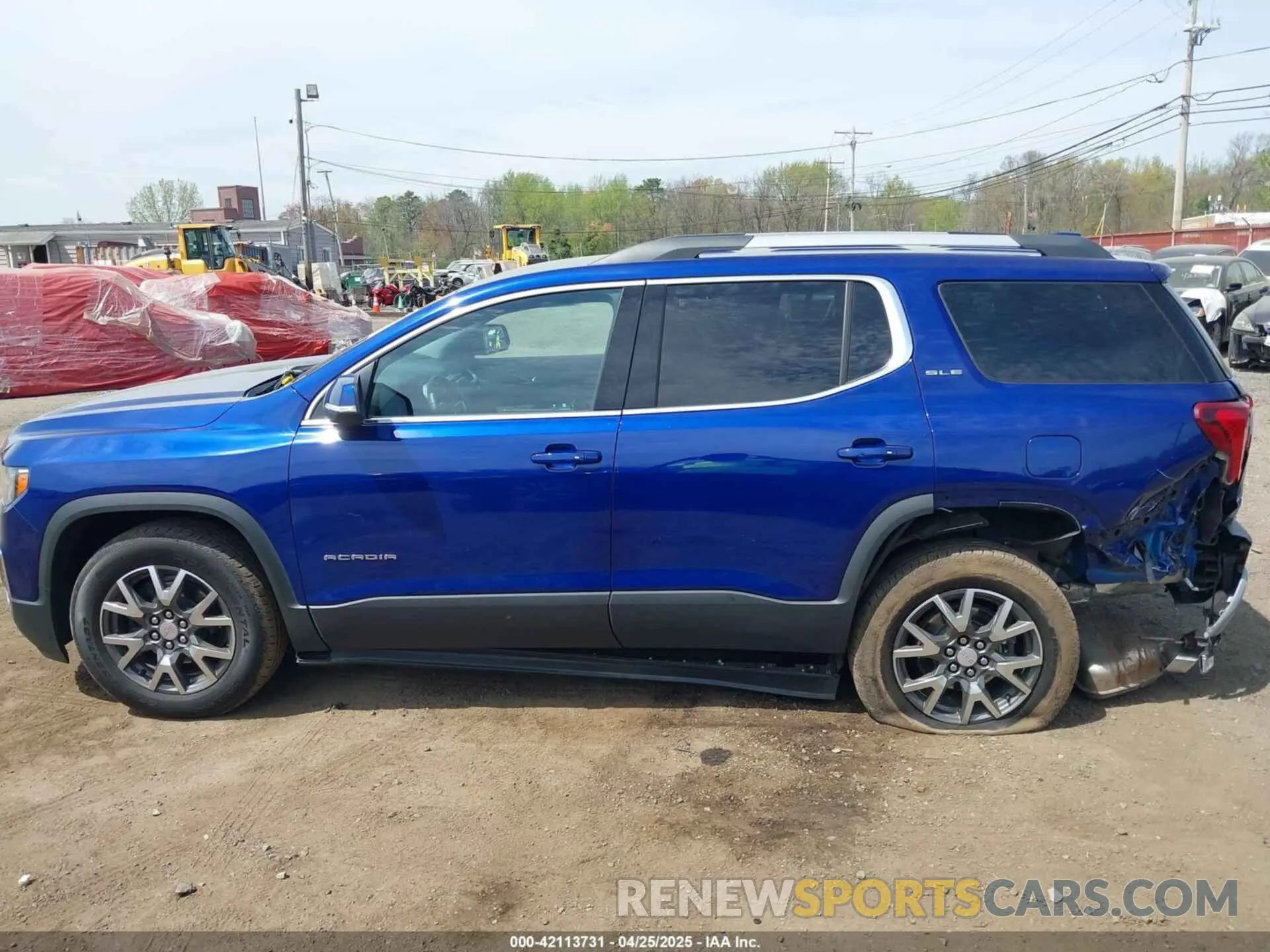 14 Photograph of a damaged car 1GKKNRL49PZ173569 GMC ACADIA 2023