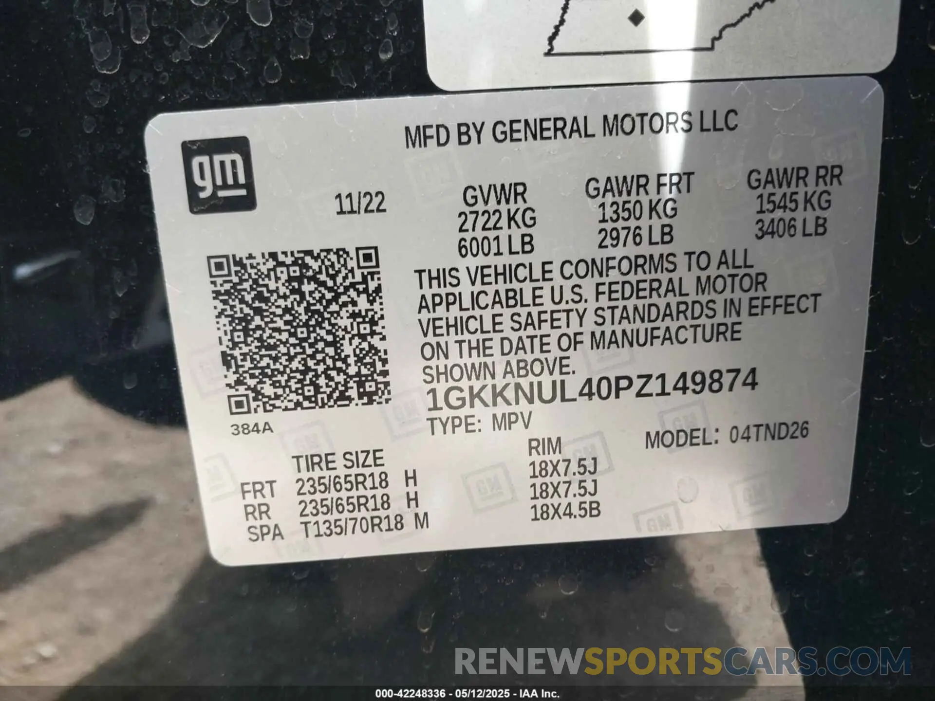 9 Photograph of a damaged car 1GKKNUL40PZ149874 GMC ACADIA 2023