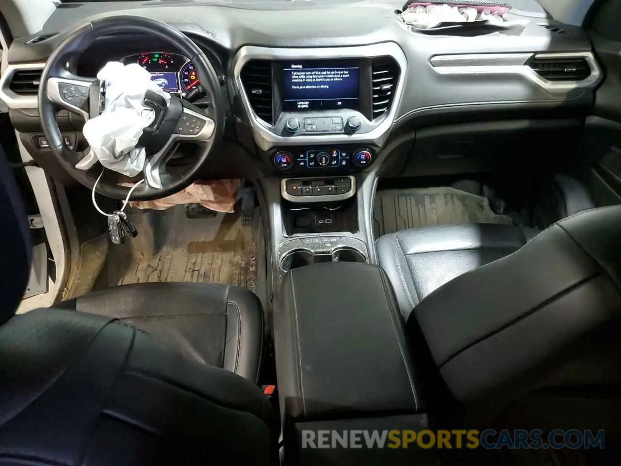 8 Photograph of a damaged car 1GKKNUL41PZ125468 GMC ACADIA 2023