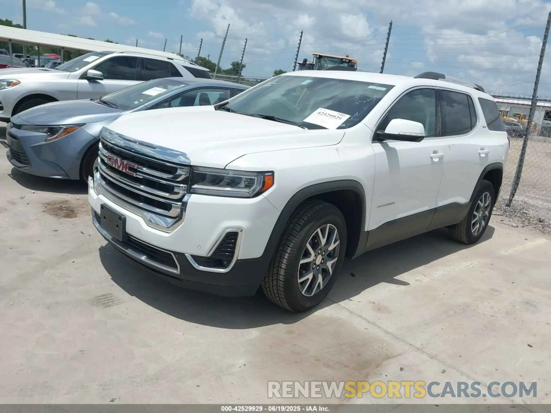2 Photograph of a damaged car 1GKKNUL45PZ201984 GMC ACADIA 2023