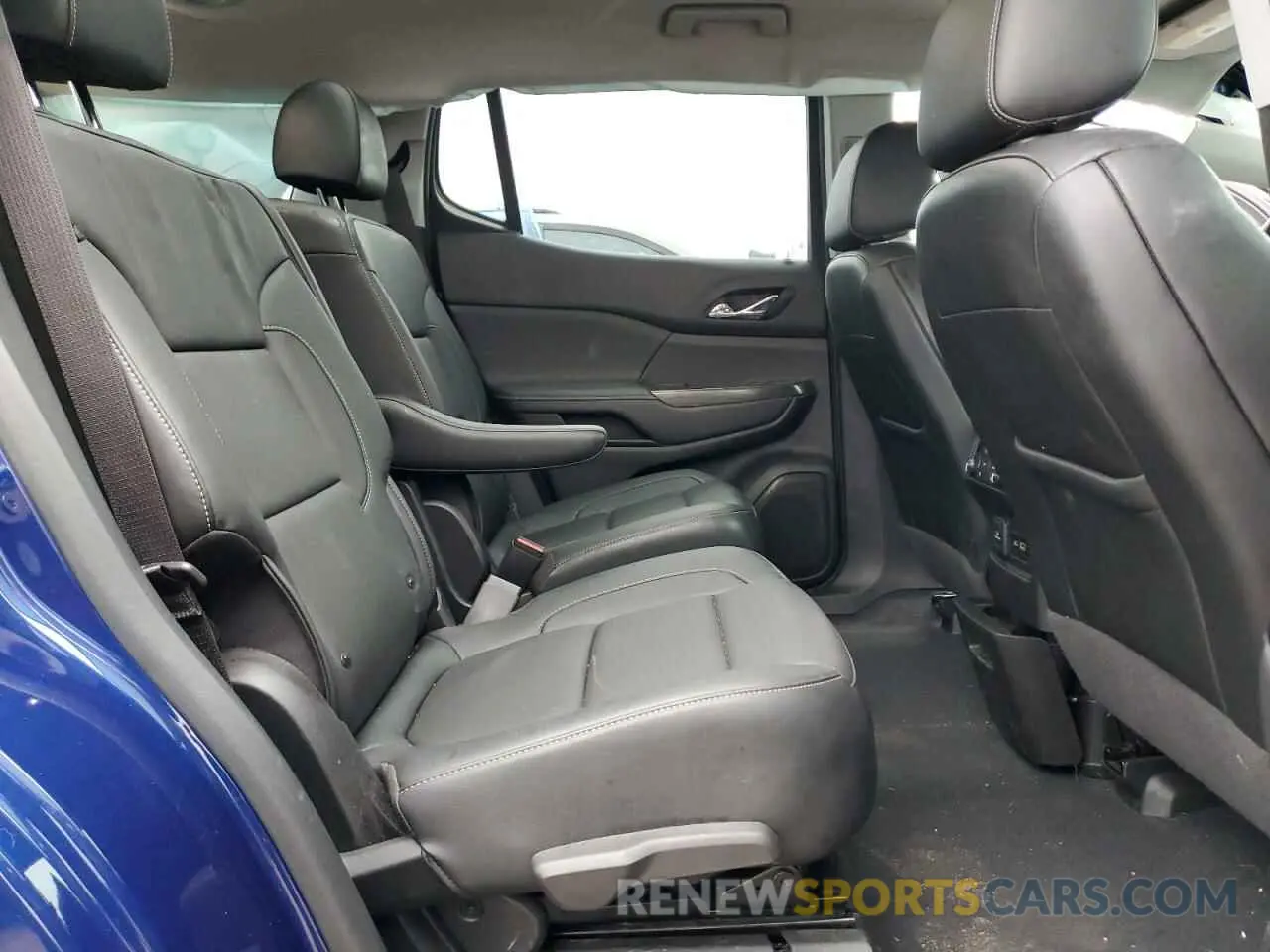 11 Фотография поврежденного автомобиля 1GKKNUL46PZ126471 GMC ACADIA 2023