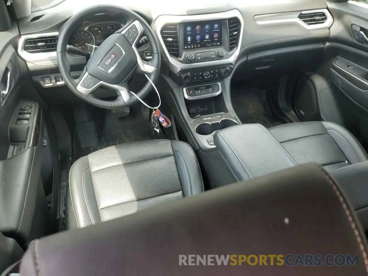 8 Photograph of a damaged car 1GKKNUL46PZ173578 GMC ACADIA 2023