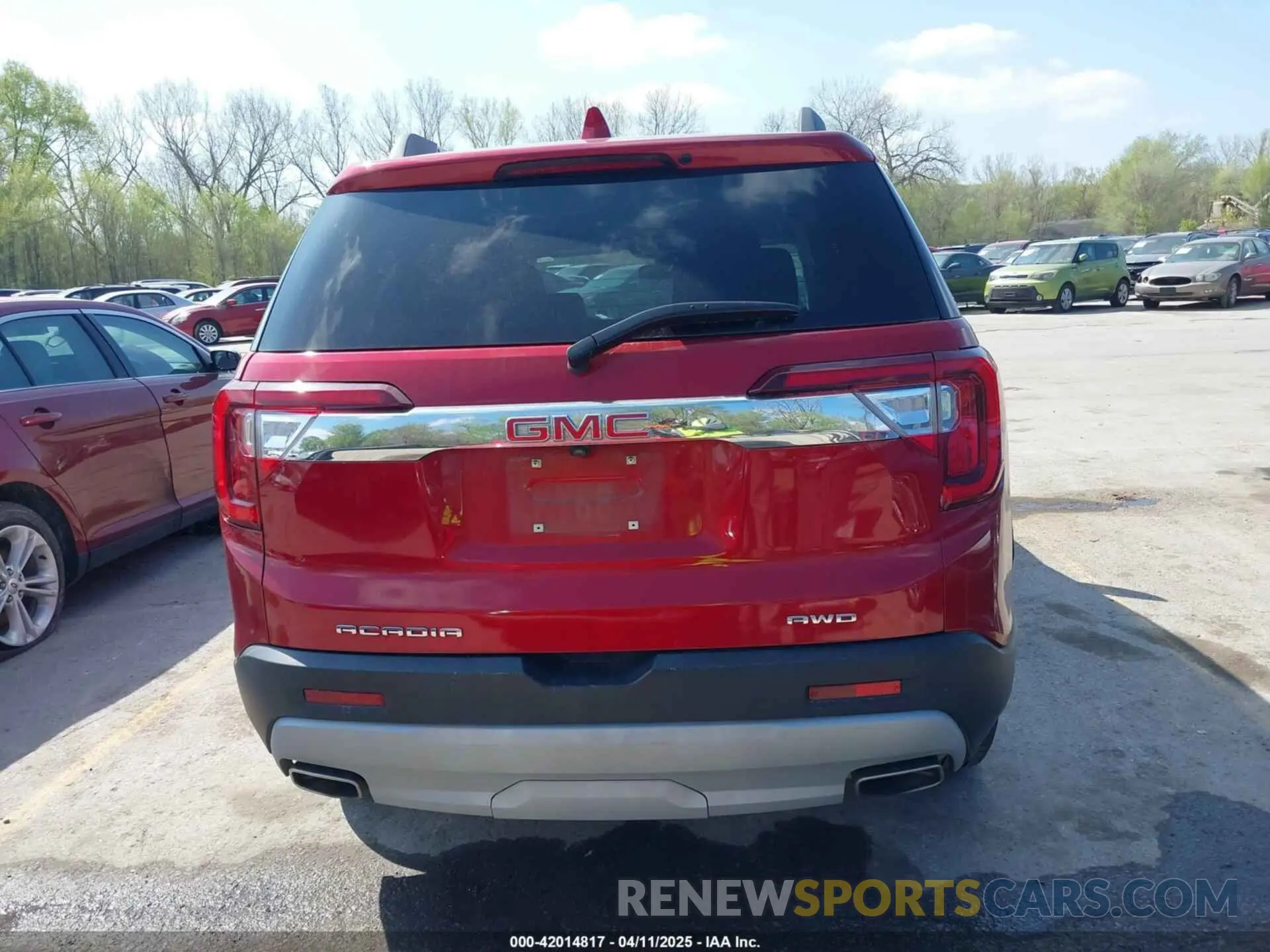 16 Photograph of a damaged car 1GKKNUL49PZ200966 GMC ACADIA 2023