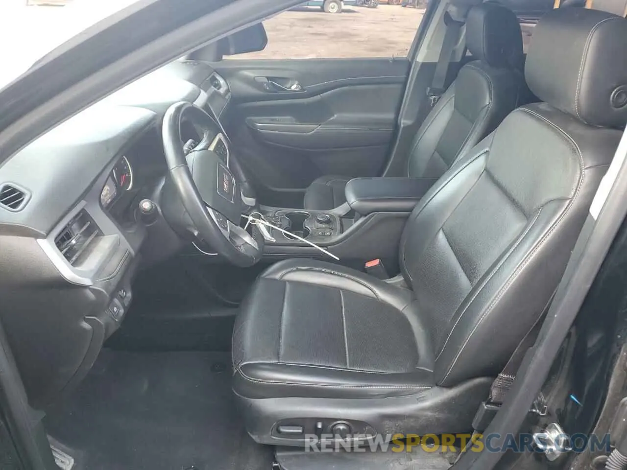 7 Photograph of a damaged car 1GKKNUL4XPZ208462 GMC ACADIA 2023