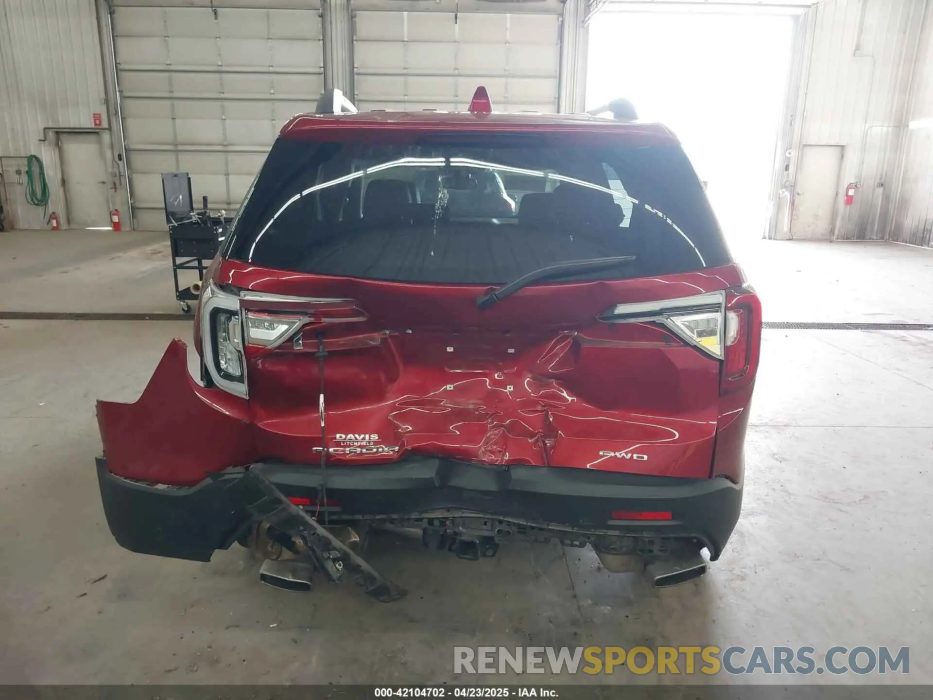 17 Photograph of a damaged car 1GKKNULS2PZ220880 GMC ACADIA 2023