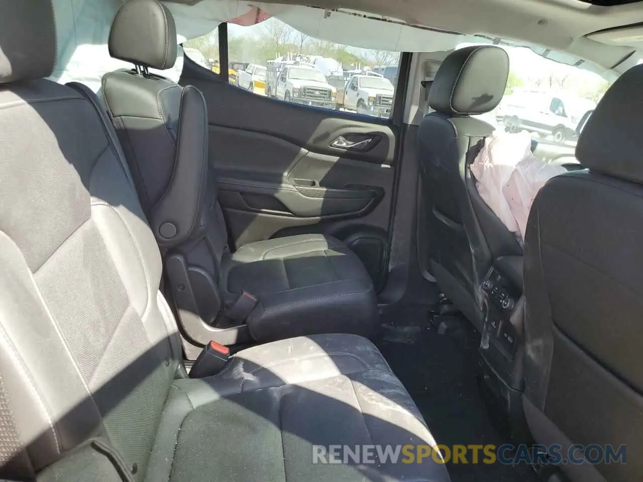 11 Фотография поврежденного автомобиля 1GKKNULS3PZ140164 GMC ACADIA 2023