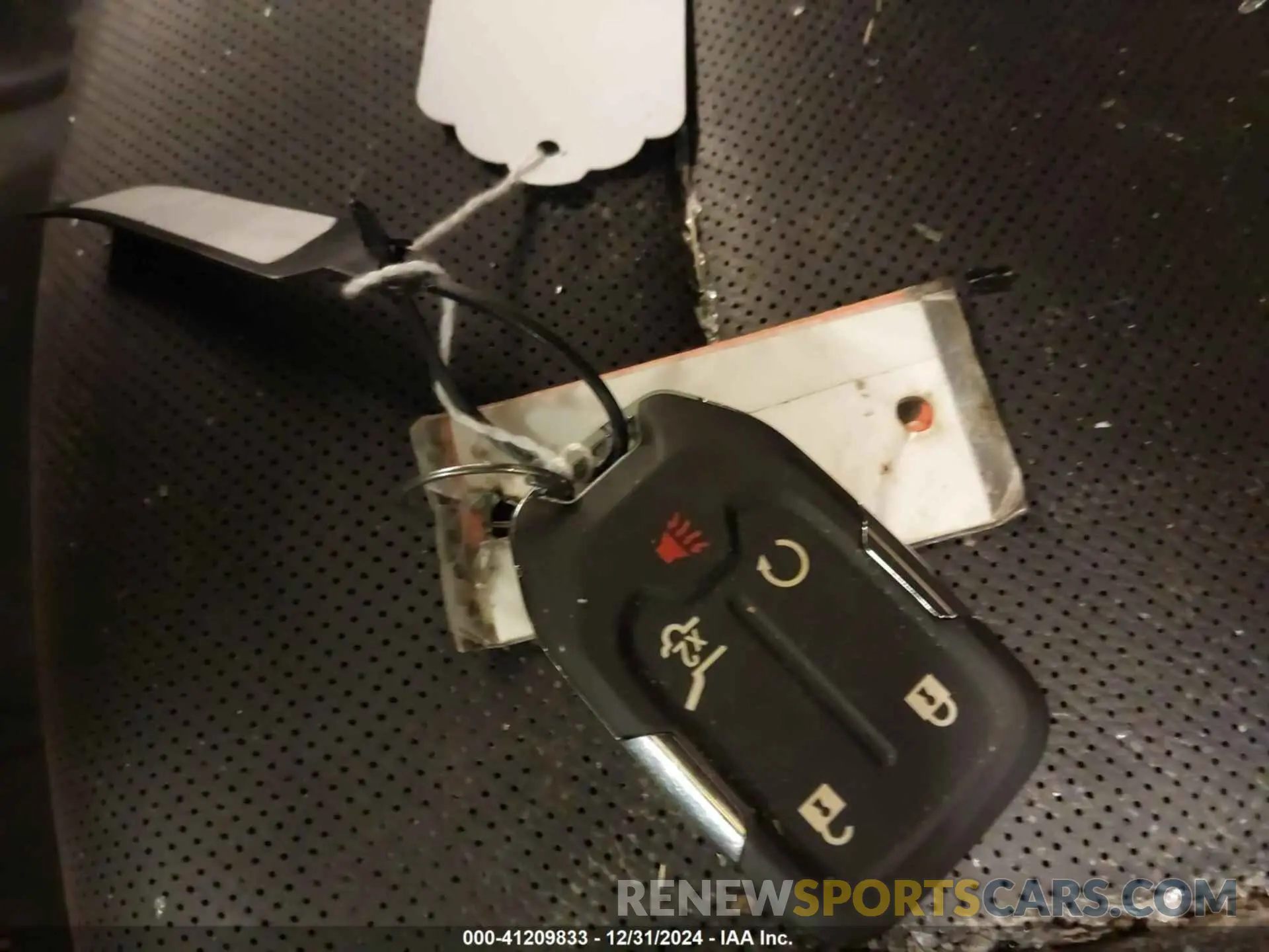 11 Photograph of a damaged car 1GKKNULS3PZ232990 GMC ACADIA 2023