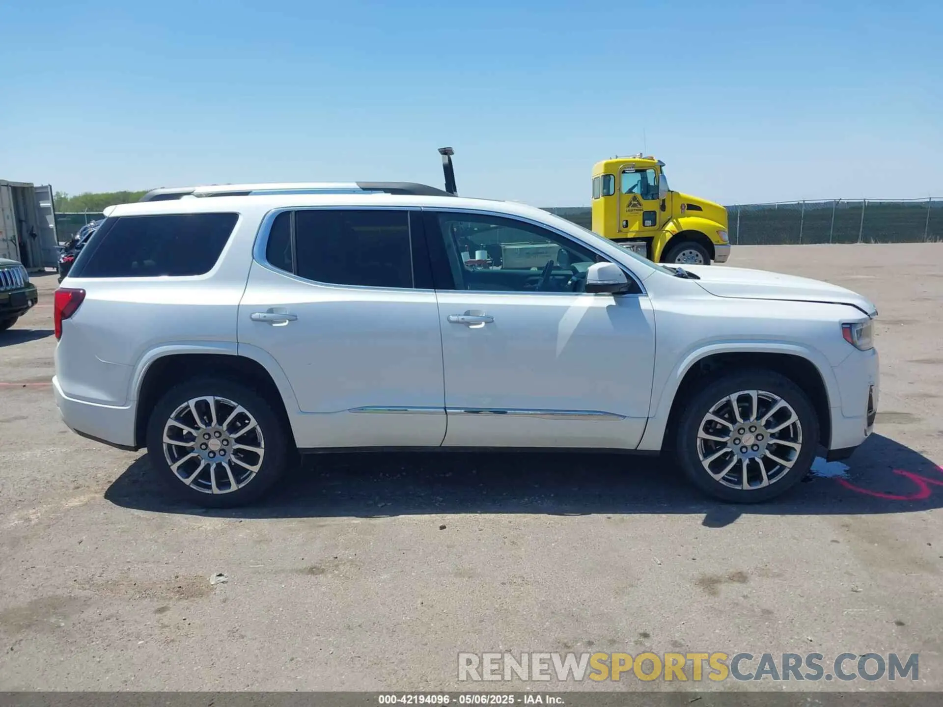 13 Фотография поврежденного автомобиля 1GKKNXLS0PZ106734 GMC ACADIA 2023