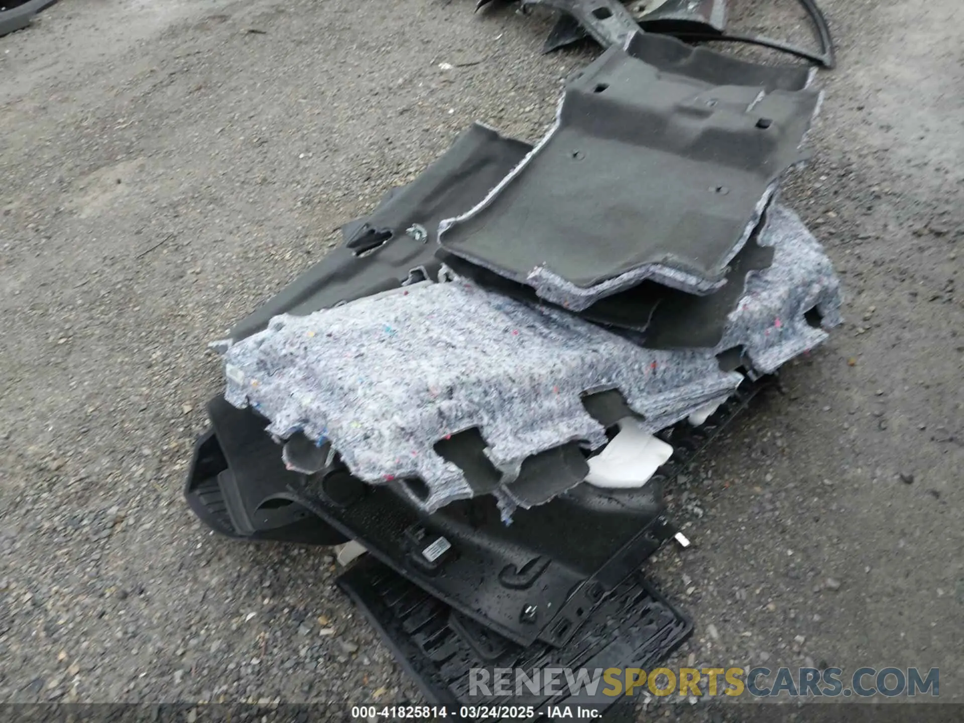 12 Photograph of a damaged car 1GKKNXLS5PZ212399 GMC ACADIA 2023