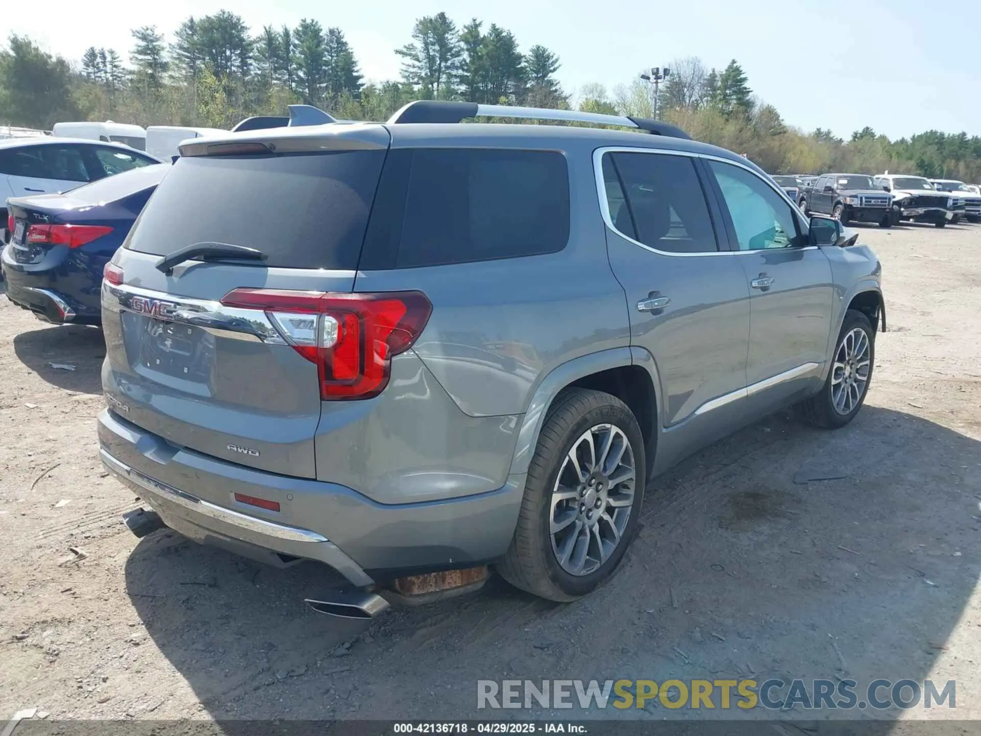 4 Photograph of a damaged car 1GKKNXLS6PZ212766 GMC ACADIA 2023