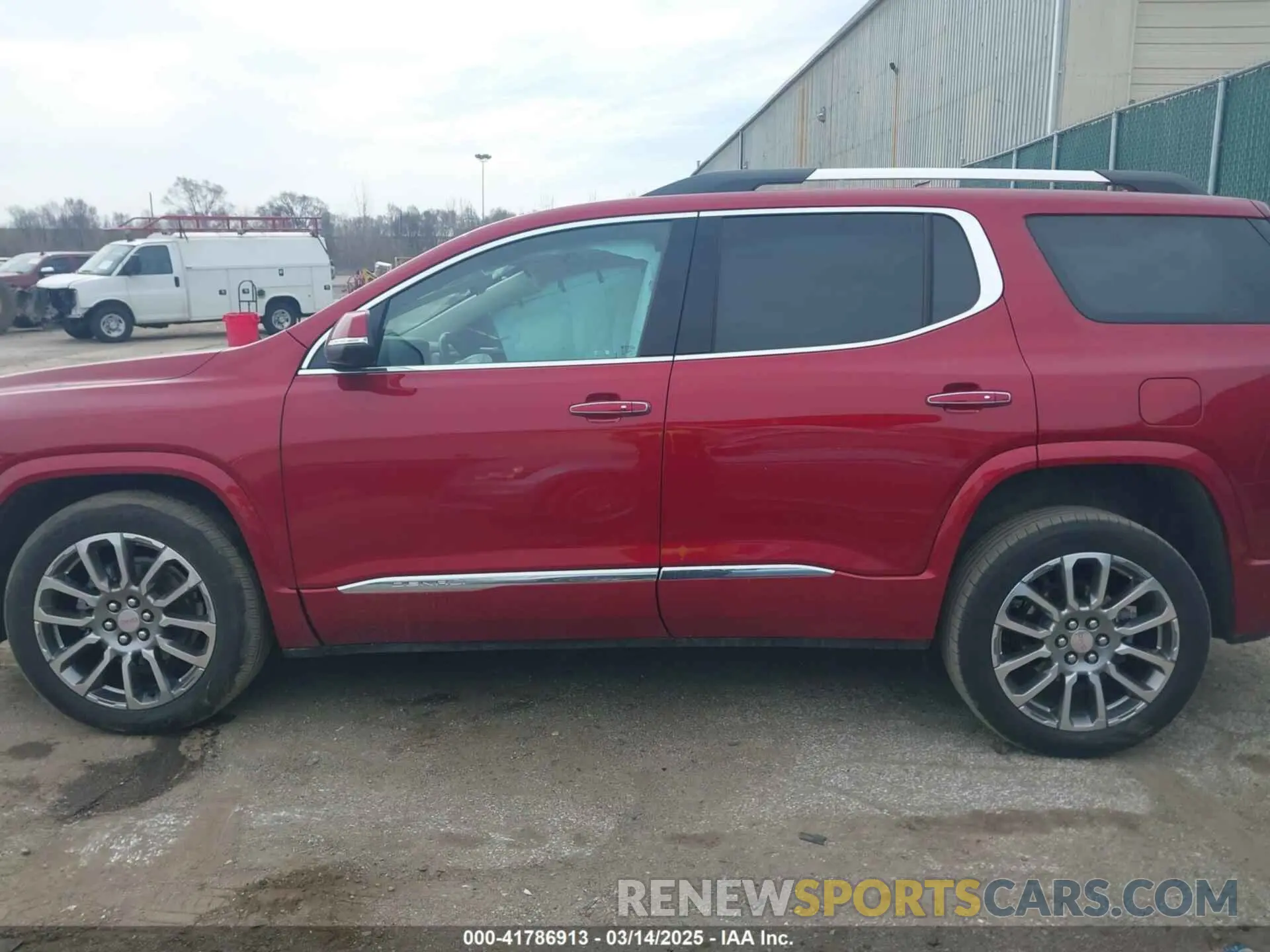 14 Photograph of a damaged car 1GKKNXLSXPZ148716 GMC ACADIA 2023