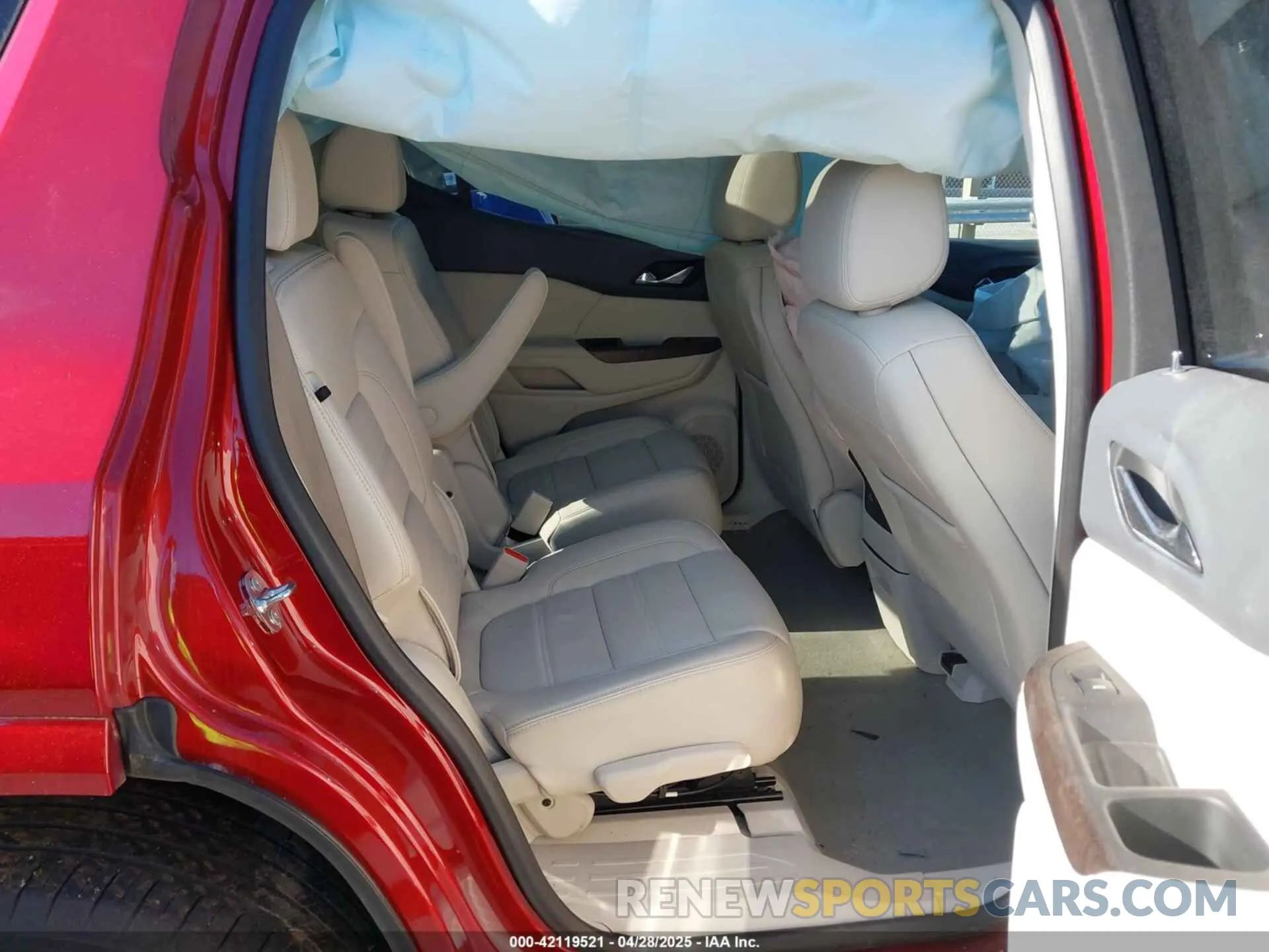8 Фотография поврежденного автомобиля 1GKKNXLSXPZ207683 GMC ACADIA 2023