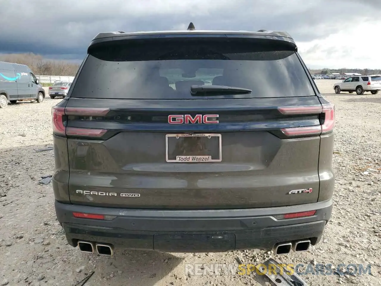 6 Photograph of a damaged car 1GKENPKS1RJ200931 GMC ACADIA 2024