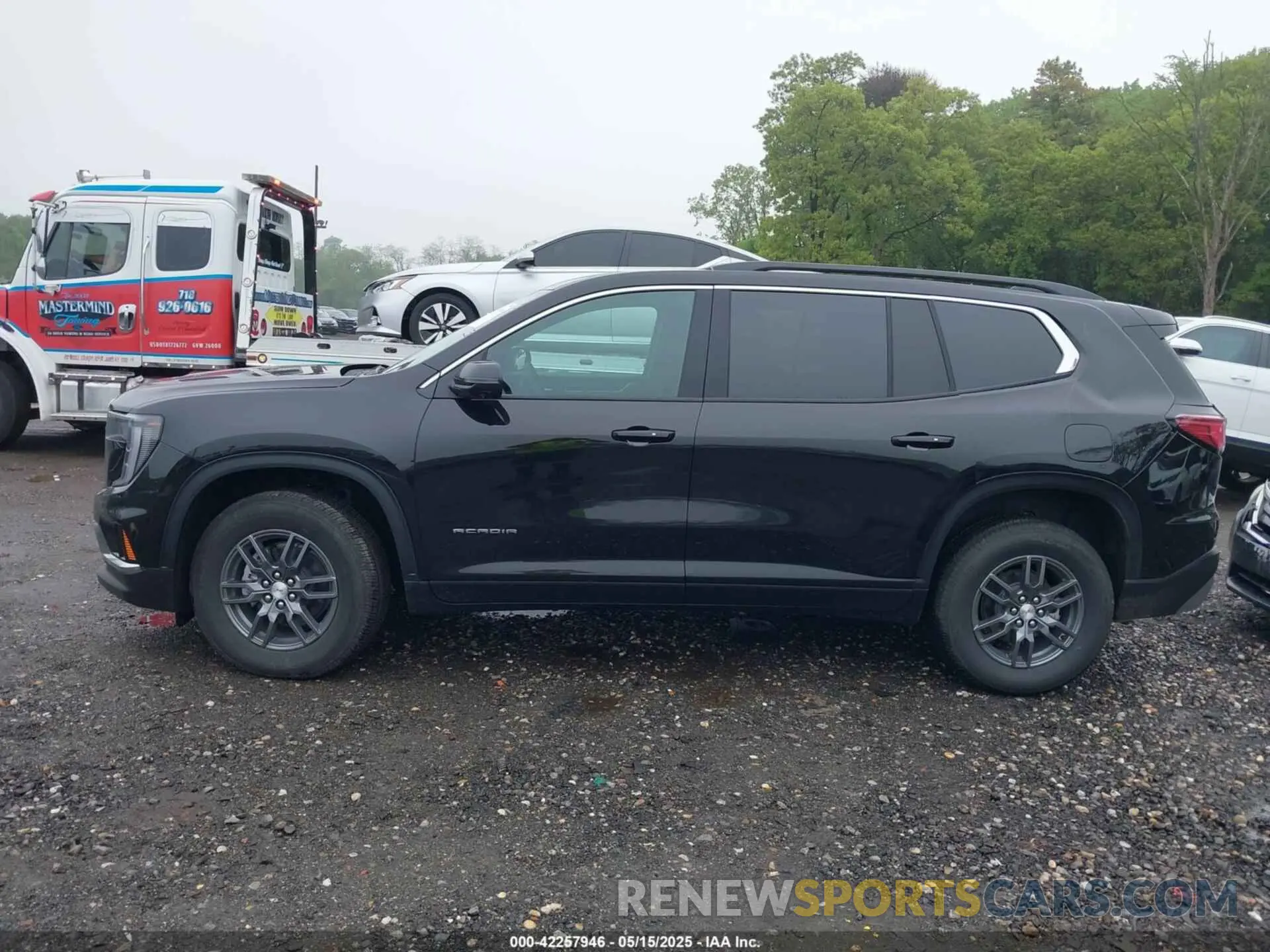 14 Photograph of a damaged car 1GKENNRSXSJ238710 GMC ACADIA 2025