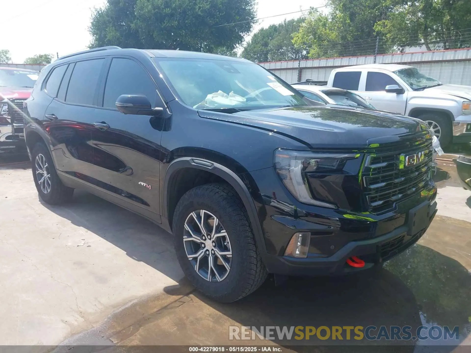 1 Фотография поврежденного автомобиля 1GKENPRS7SJ232231 GMC ACADIA 2025