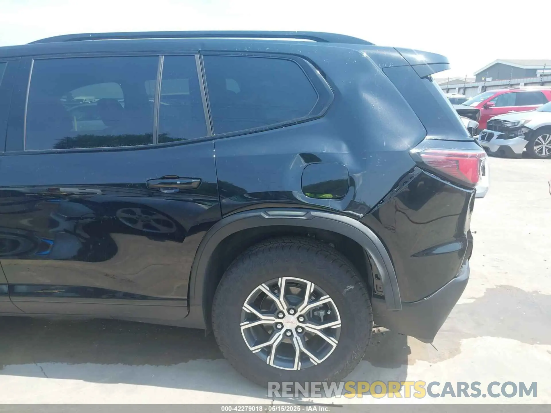 18 Фотография поврежденного автомобиля 1GKENPRS7SJ232231 GMC ACADIA 2025