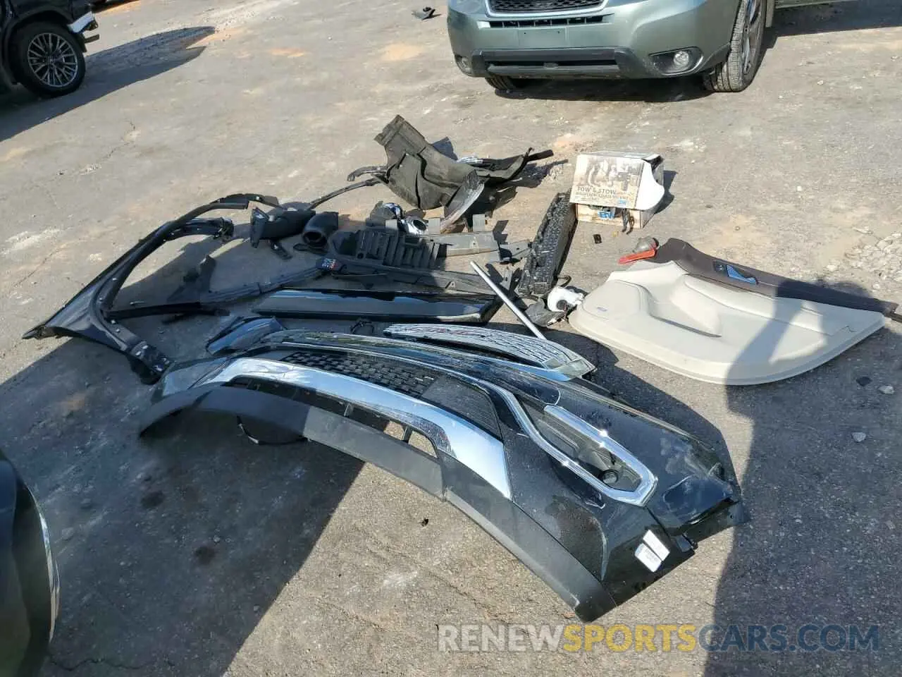 13 Photograph of a damaged car 1GKKNPLS0KZ253340 GMC ACADIA DEN 2019