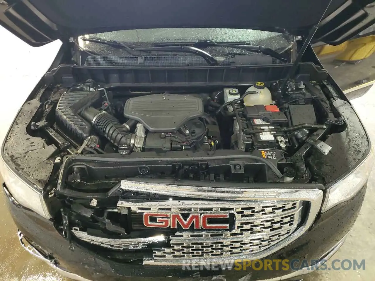 13 Photograph of a damaged car 1GKKNPLS4KZ130592 GMC ACADIA DEN 2019