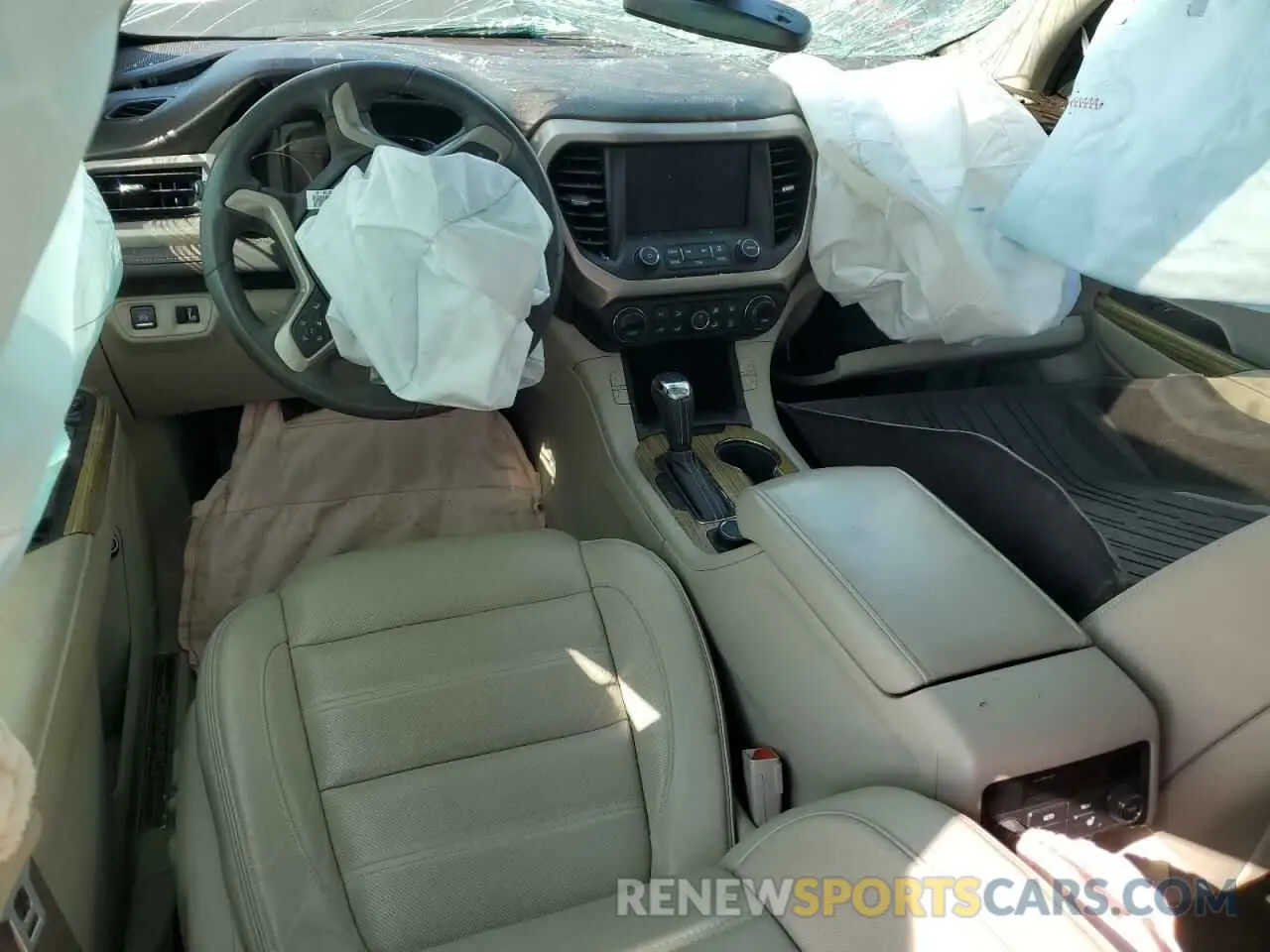 8 Photograph of a damaged car 1GKKNPLS8KZ168858 GMC ACADIA DEN 2019