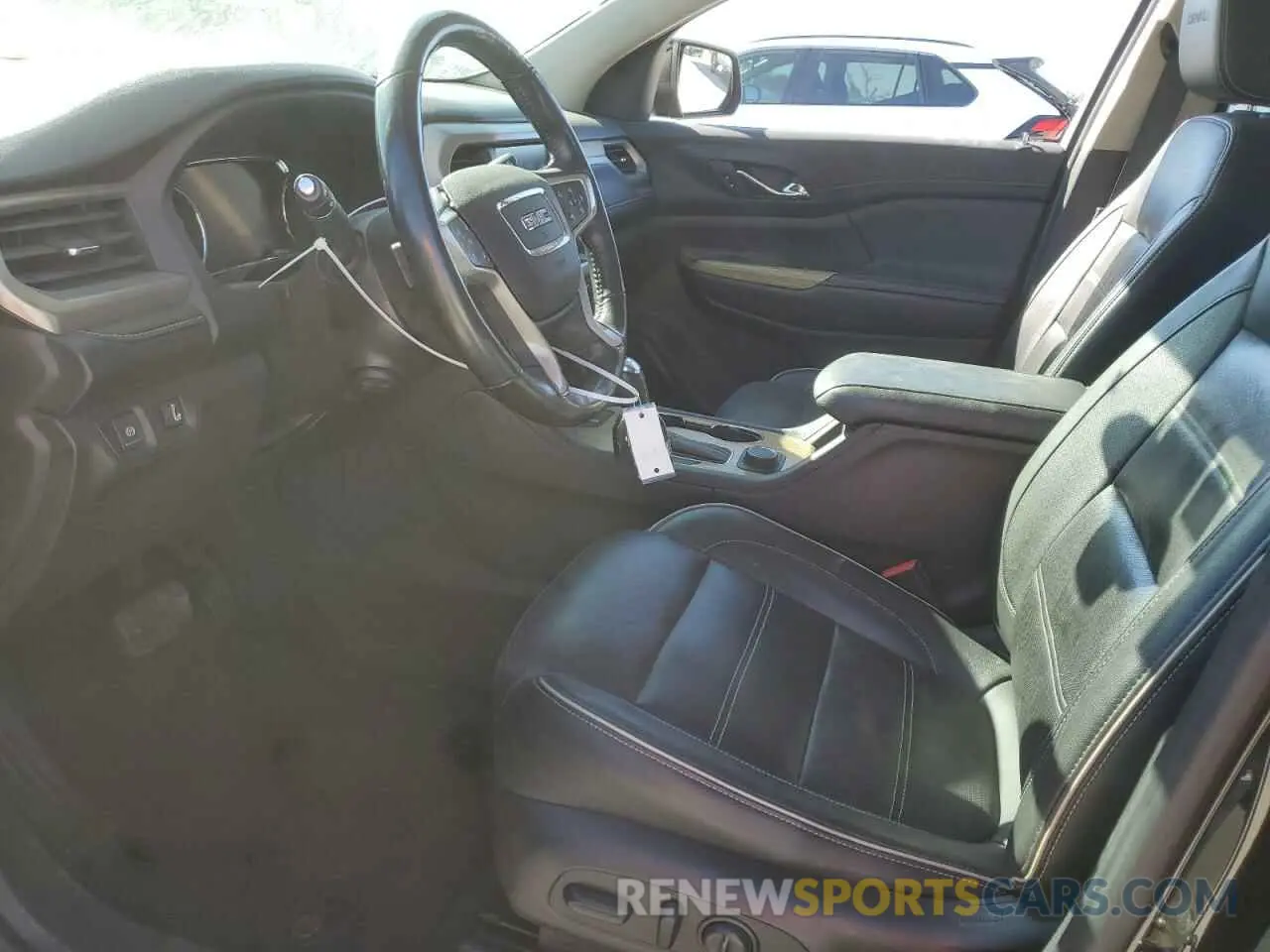 7 Photograph of a damaged car 1GKKNXLS1KZ107741 GMC ACADIA DEN 2019