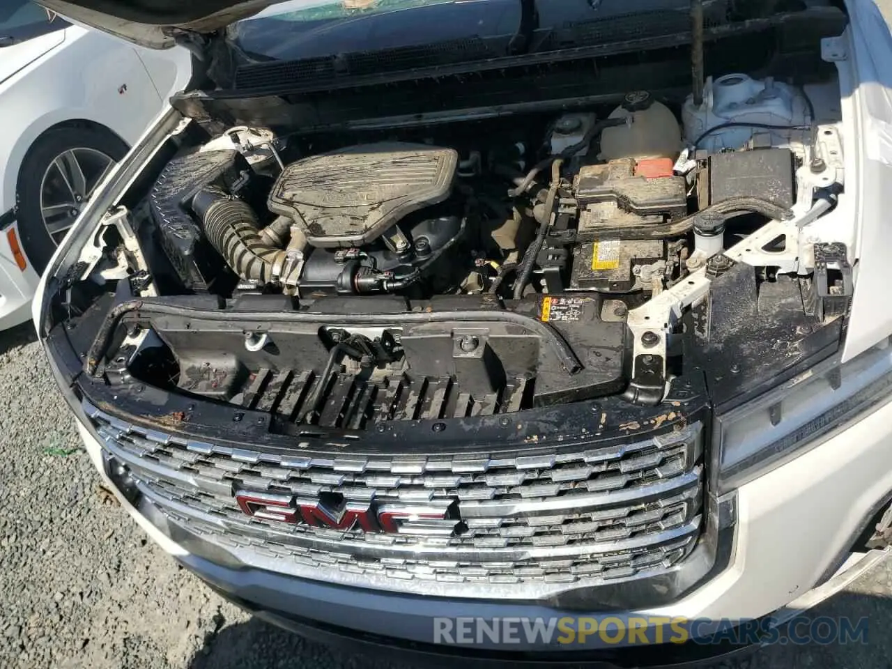 12 Photograph of a damaged car 1GKKNPLS2LZ124100 GMC ACADIA DEN 2020