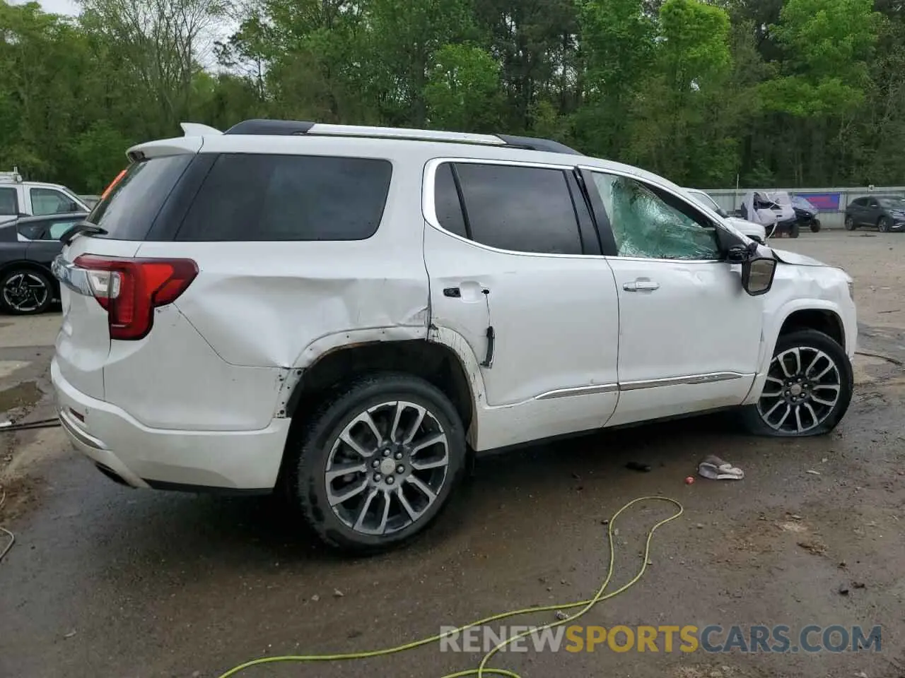 3 Photograph of a damaged car 1GKKNPLS2LZ124100 GMC ACADIA DEN 2020
