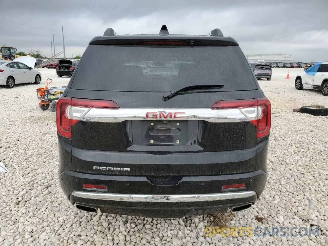 6 Photograph of a damaged car 1GKKNPLS6LZ142597 GMC ACADIA DEN 2020