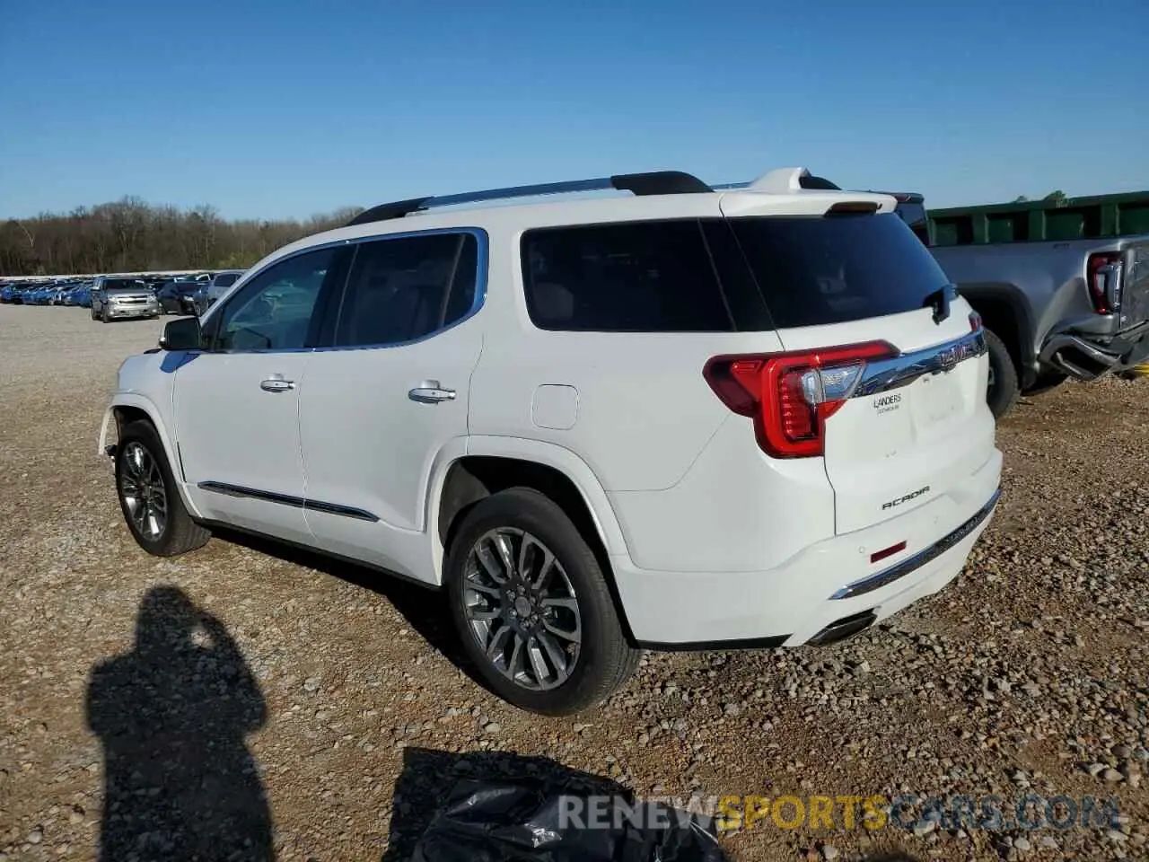 2 Photograph of a damaged car 1GKKNPLSXLZ207449 GMC ACADIA DEN 2020