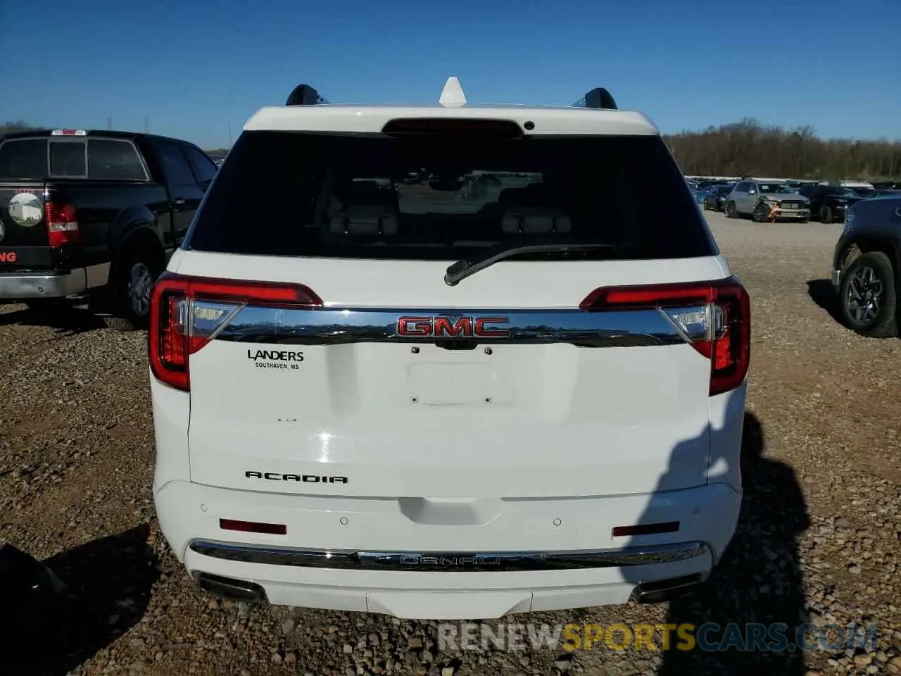 6 Photograph of a damaged car 1GKKNPLSXLZ207449 GMC ACADIA DEN 2020