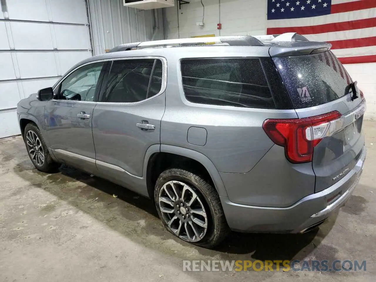 2 Photograph of a damaged car 1GKKNXLS5LZ231867 GMC ACADIA DEN 2020
