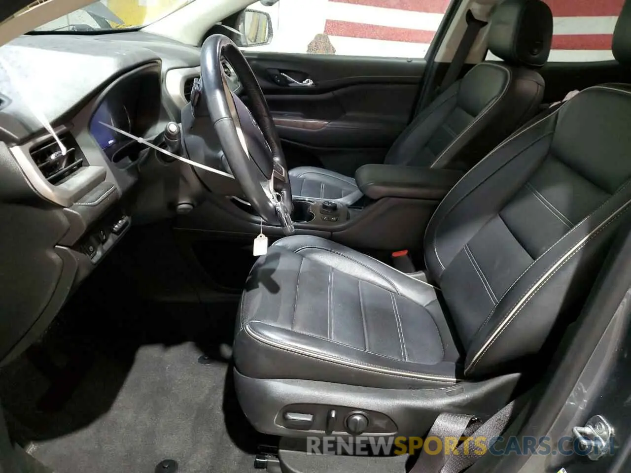 7 Photograph of a damaged car 1GKKNXLS5LZ231867 GMC ACADIA DEN 2020