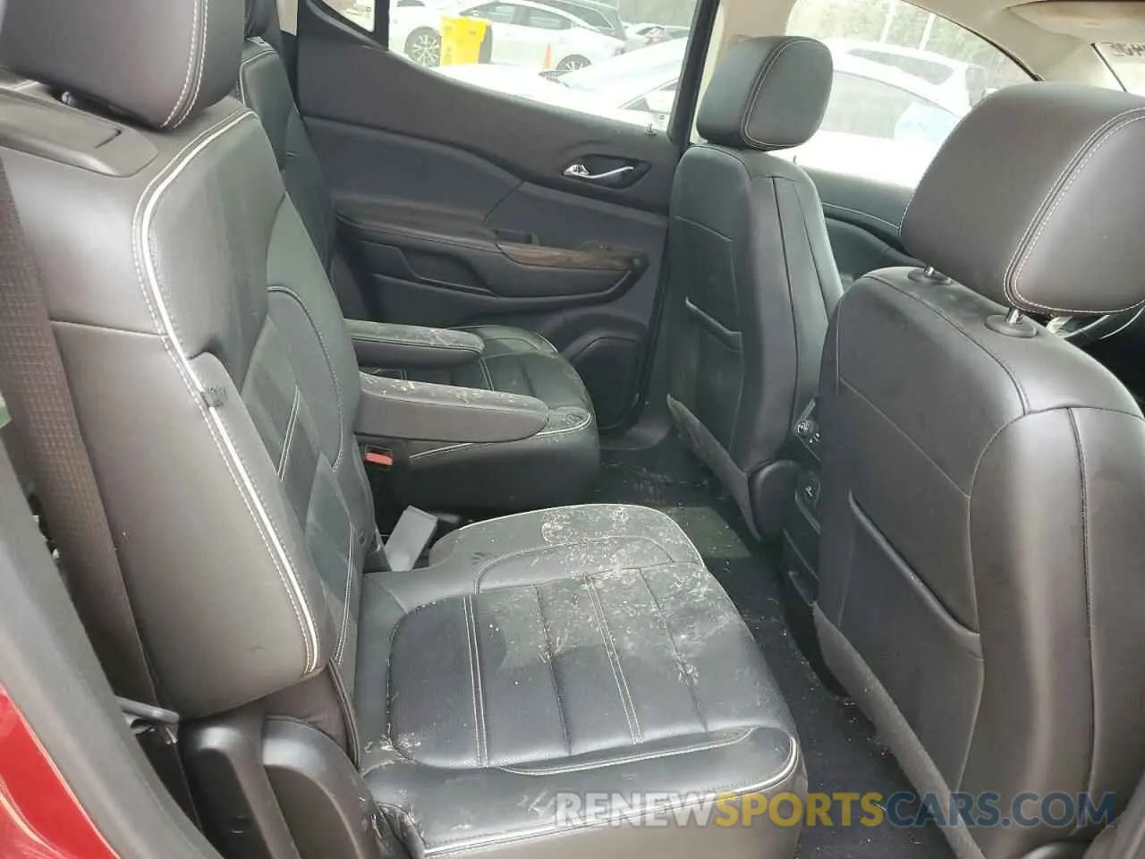 12 Photograph of a damaged car 1GKKNXLS8LZ206638 GMC ACADIA DEN 2020