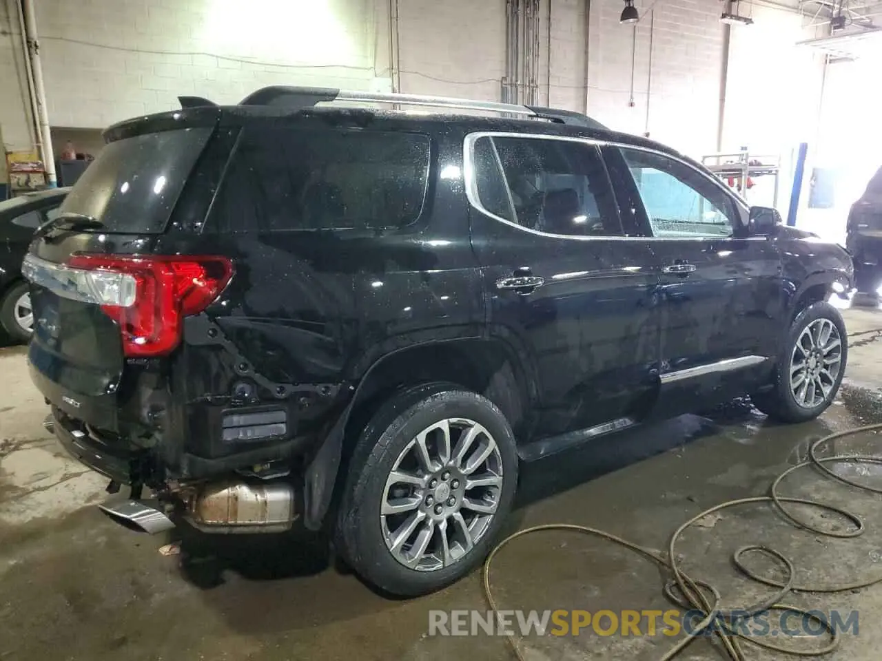 3 Фотография поврежденного автомобиля 1GKKNXL42NZ156839 GMC ACADIA DEN 2022
