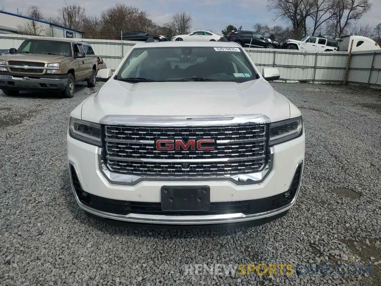 5 Photograph of a damaged car 1GKKNXLS1NZ121031 GMC ACADIA DEN 2022