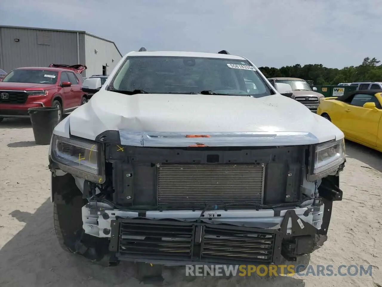 5 Photograph of a damaged car 1GKKNXLS1NZ140775 GMC ACADIA DEN 2022