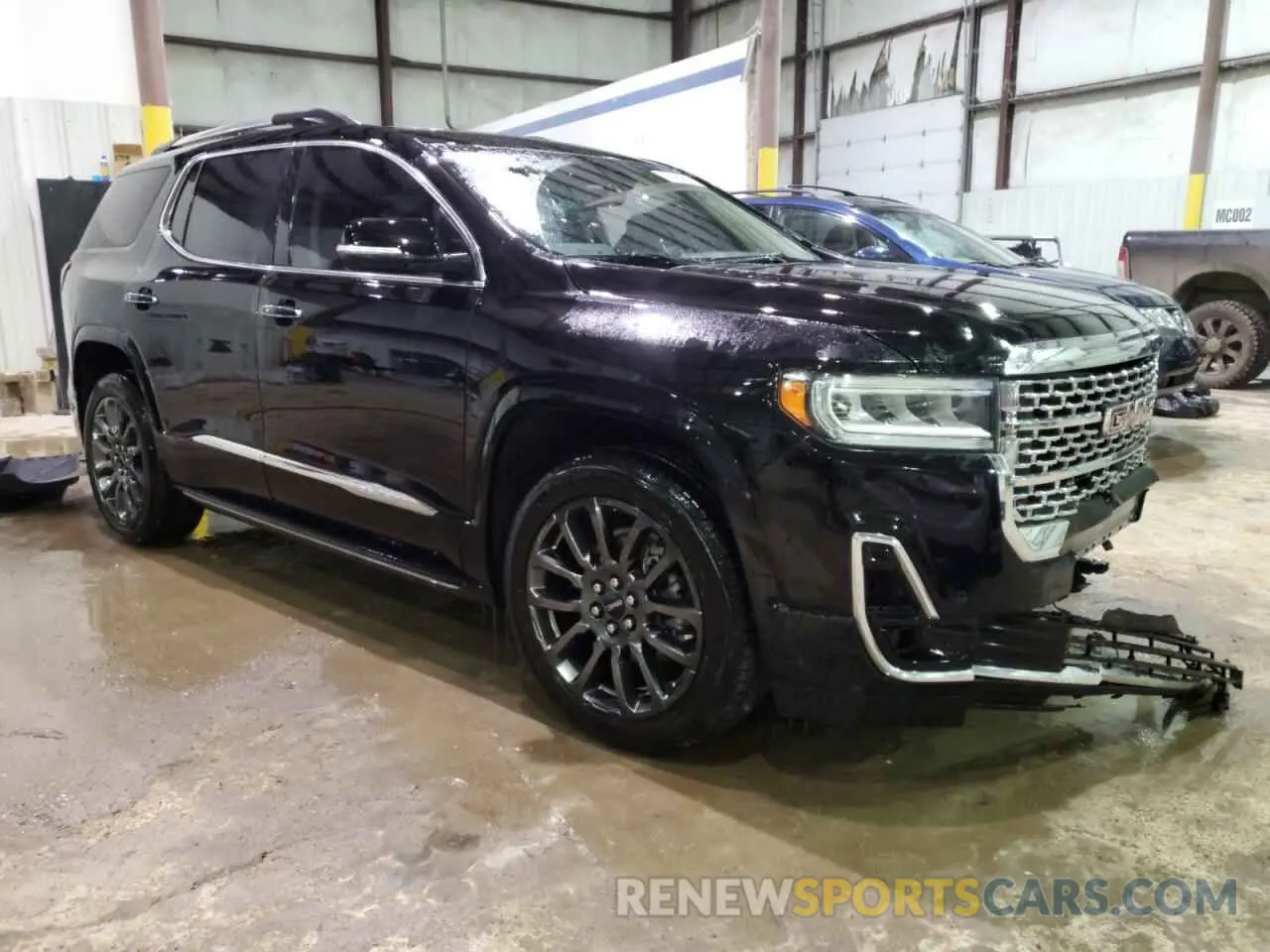 4 Photograph of a damaged car 1GKKNXLS2NZ176040 GMC ACADIA DEN 2022