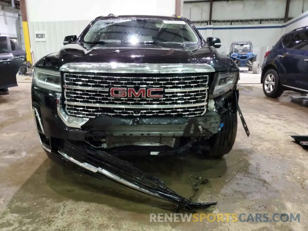5 Photograph of a damaged car 1GKKNXLS2NZ176040 GMC ACADIA DEN 2022
