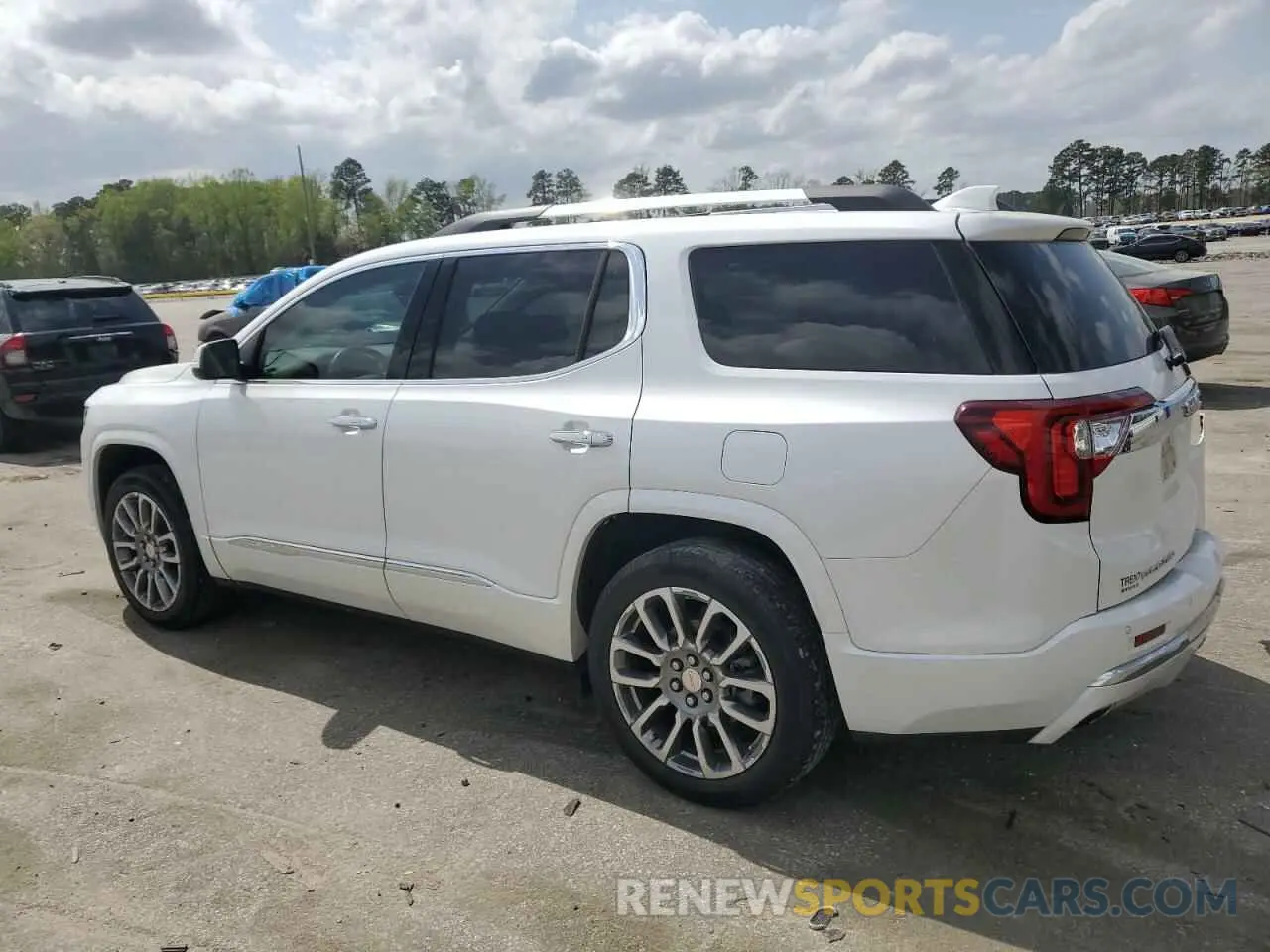 2 Фотография поврежденного автомобиля 1GKKNPLSXPZ102688 GMC ACADIA DEN 2023