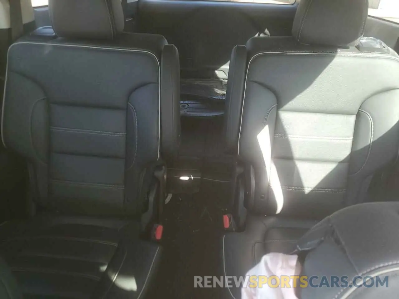 10 Photograph of a damaged car 1GKKNXL48PZ157447 GMC ACADIA DEN 2023