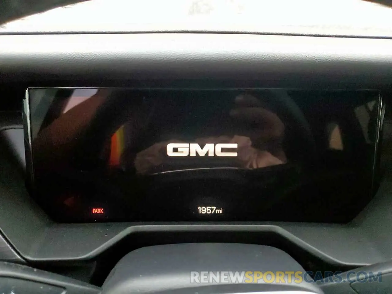 9 Фотография поврежденного автомобиля 1GKENKRS1SJ135299 GMC ACADIA ELE 2025
