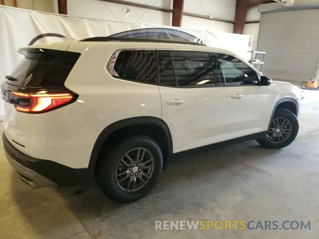 3 Photograph of a damaged car 1GKENKRSXSJ146897 GMC ACADIA ELE 2025