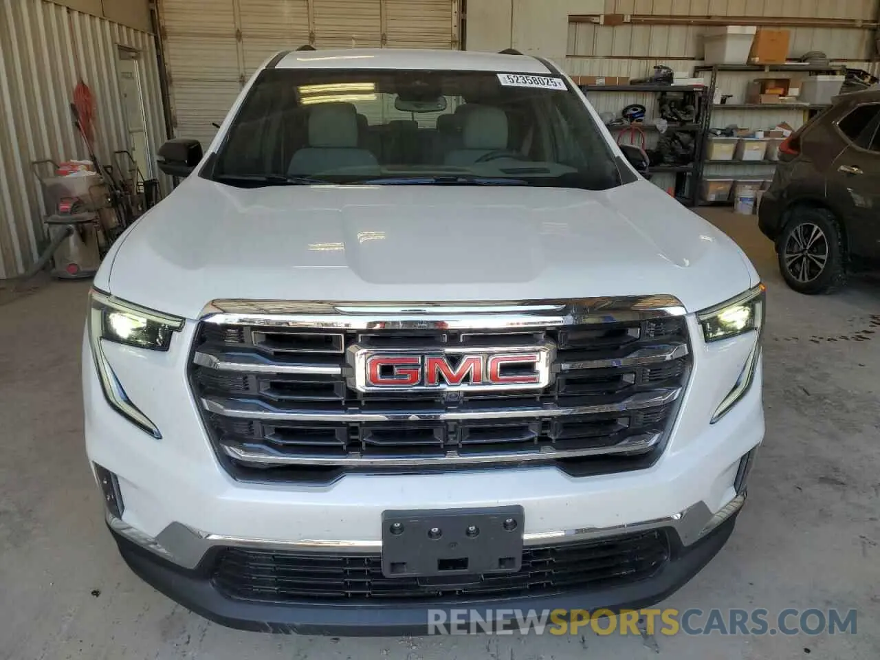 5 Photograph of a damaged car 1GKENKKS1RJ240588 GMC ACADIA UPL 2024