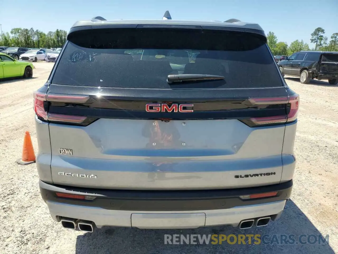 6 Photograph of a damaged car 1GKENKKS5RJ183487 GMC ACADIA UPL 2024