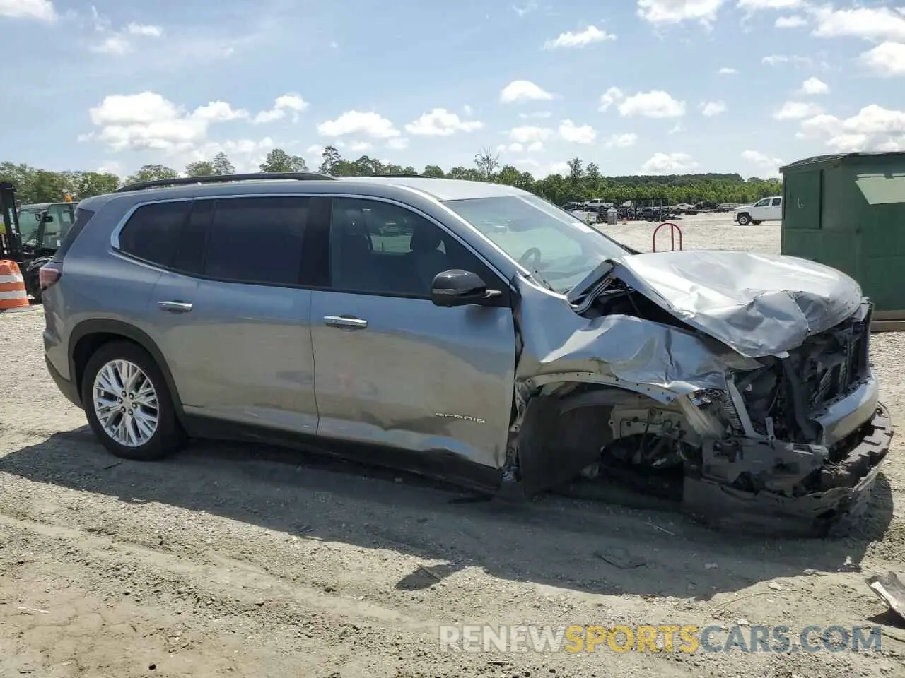 4 Photograph of a damaged car 1GKENNKS2RJ212767 GMC ACADIA UPL 2024