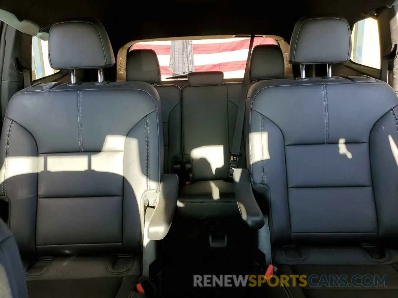 10 Фотография поврежденного автомобиля 1GKENNKS6RJ199473 GMC ACADIA UPL 2024