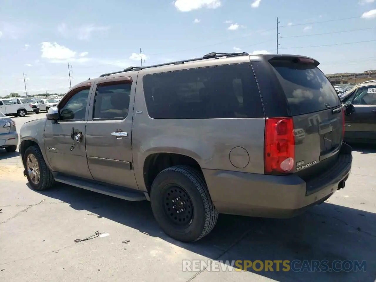 2 Фотография поврежденного автомобиля 1GKS1KE06BR130717 GMC All Models 2020