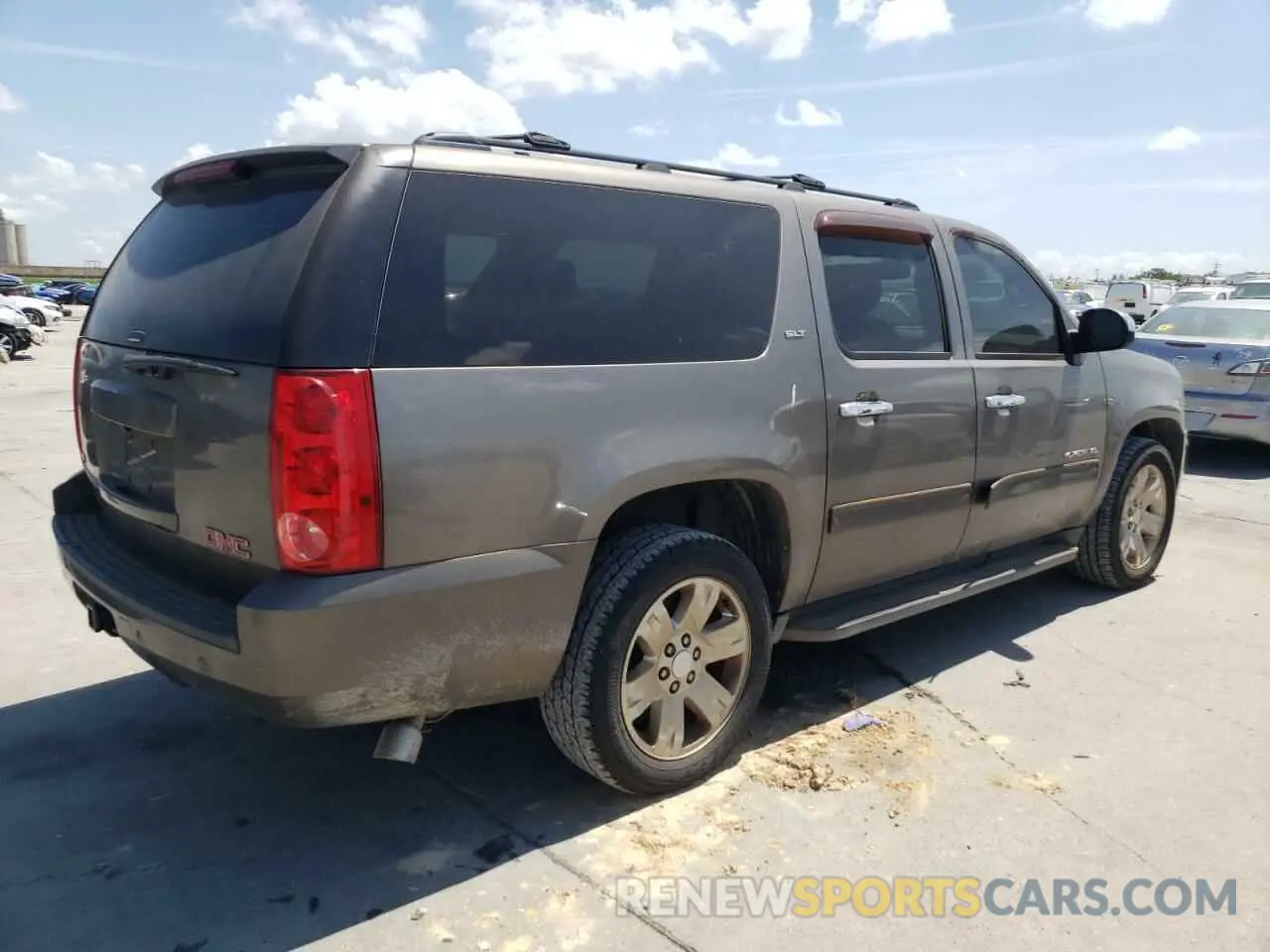 3 Фотография поврежденного автомобиля 1GKS1KE06BR130717 GMC All Models 2020