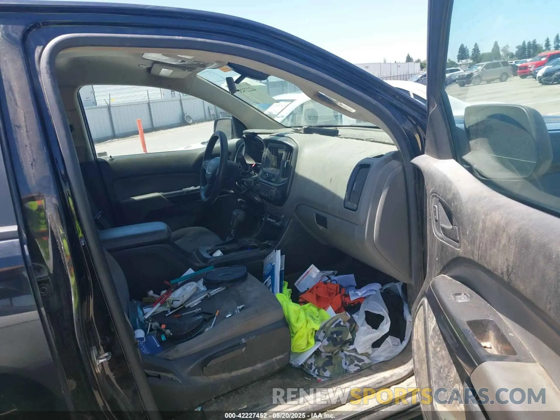 5 Фотография поврежденного автомобиля 1GTG5BEA5K1252093 GMC CANYON 2019