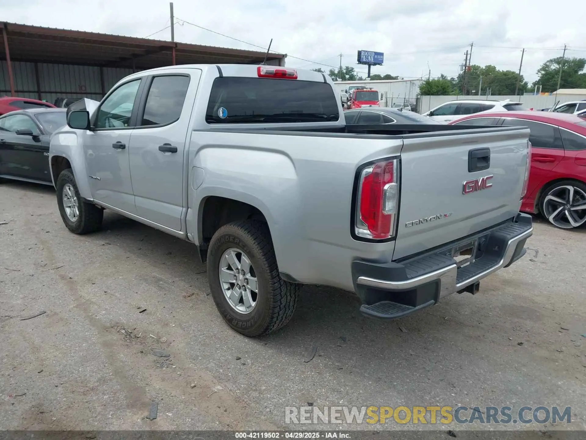 3 Фотография поврежденного автомобиля 1GTG5BEN7K1285308 GMC CANYON 2019